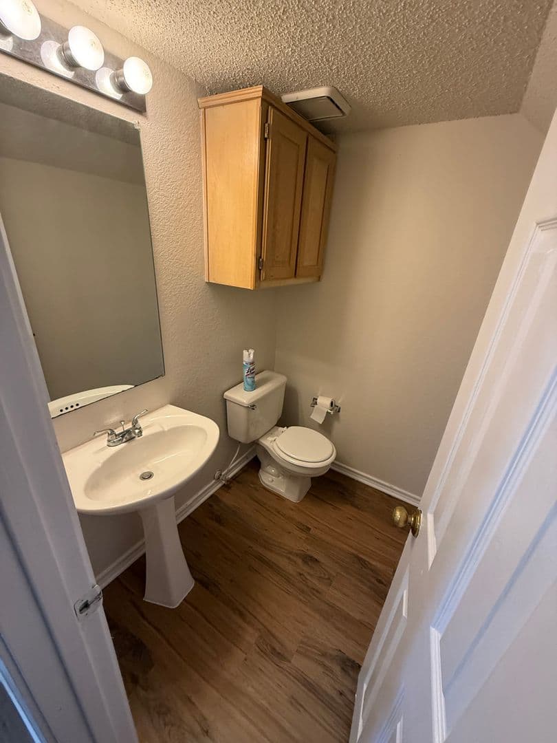 Lewisville House: 1737 Circle Creek Dr.