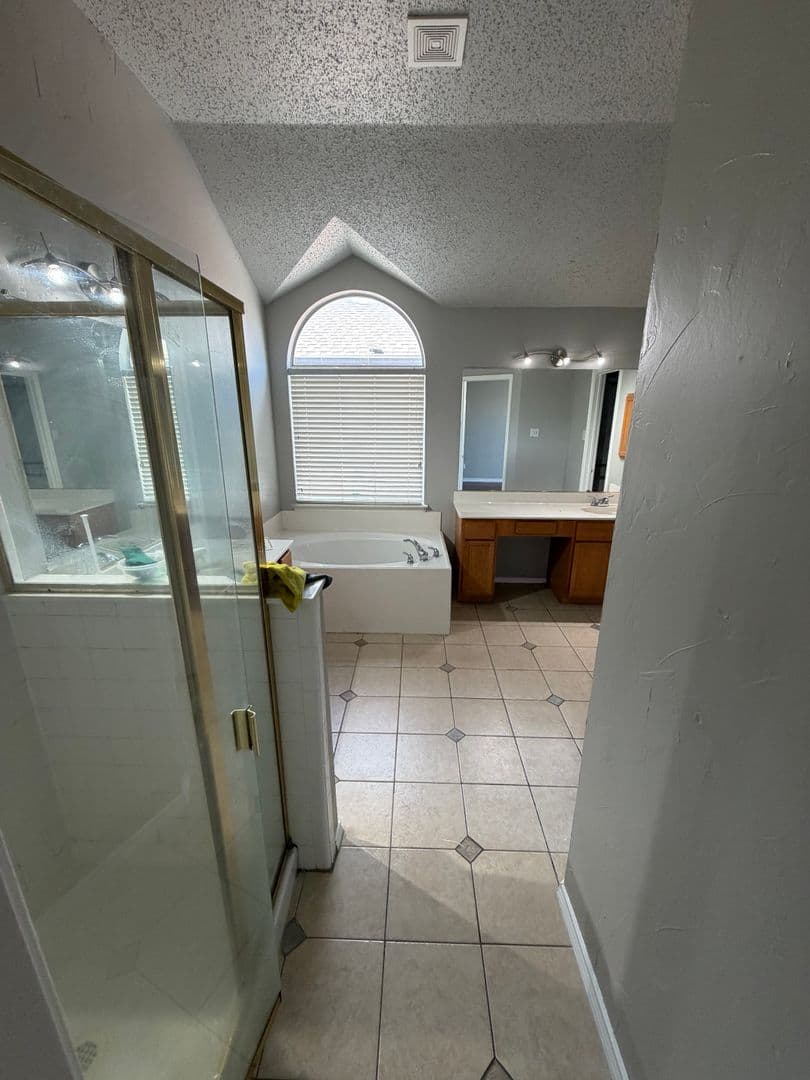 Fort Worth House: 6720 Stockton Dr.