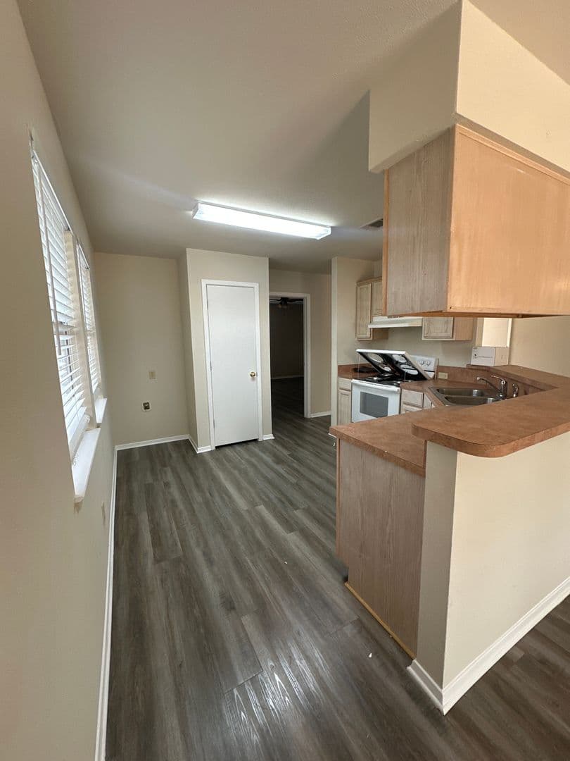 Aledo House: 4017 Devonaire