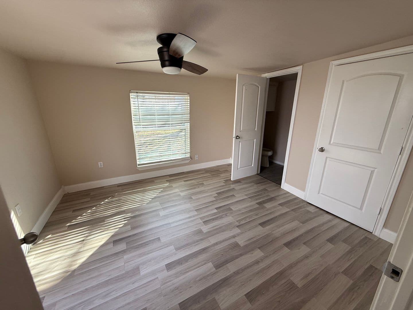 FORT WORTH Apartment: 5317 Purington Ave.  B