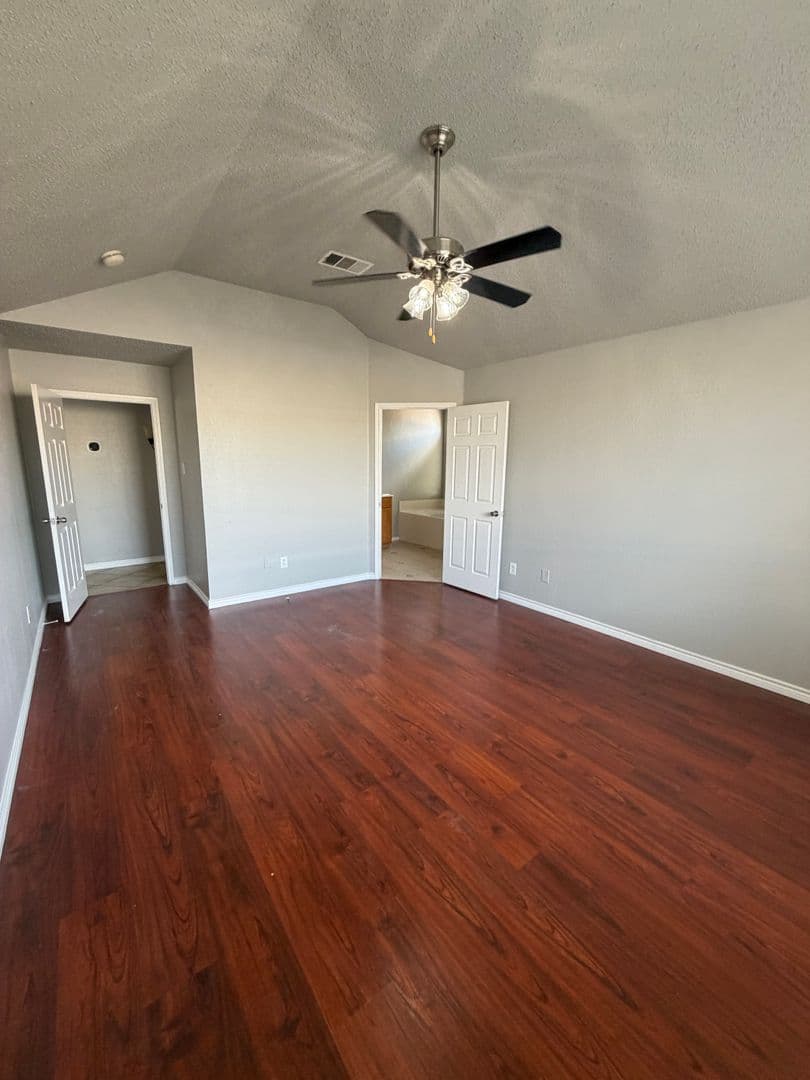 Fort Worth House: 6720 Stockton Dr.