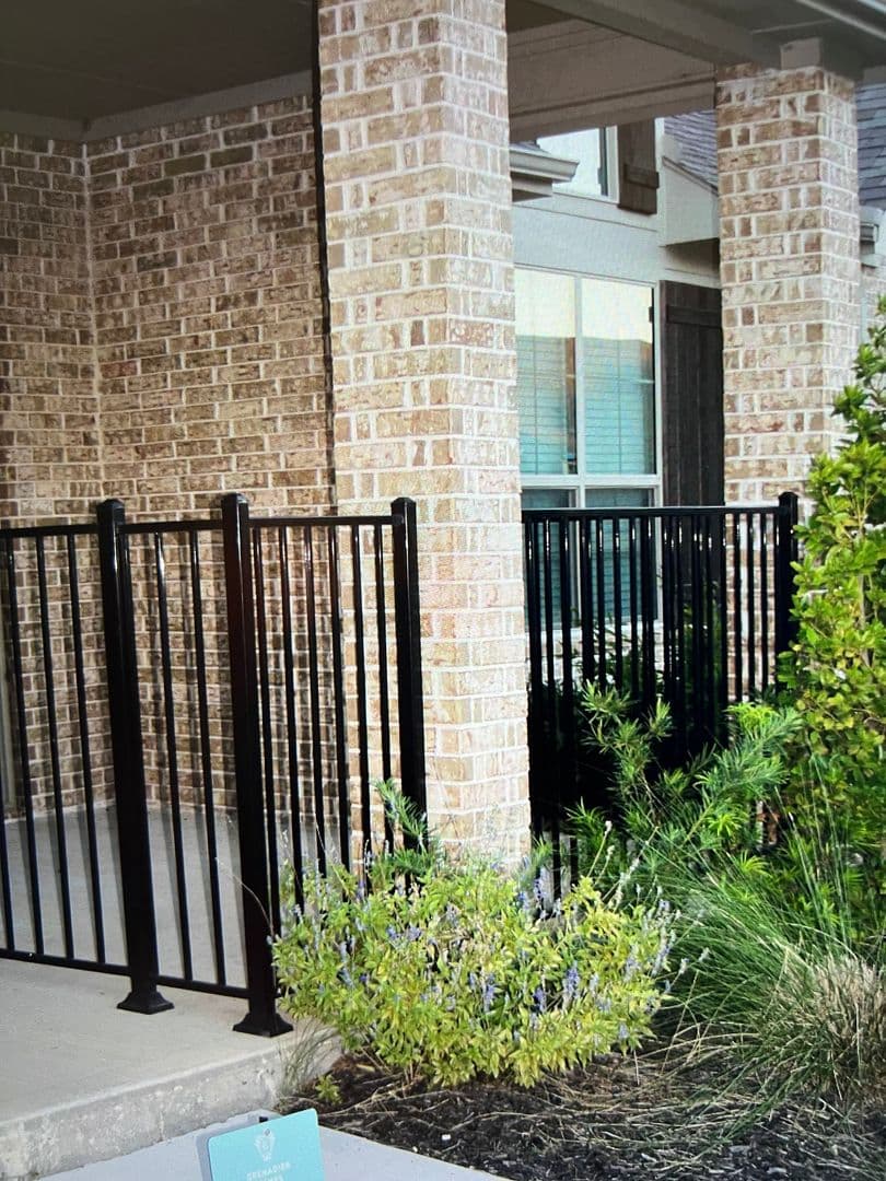 Grand Prairie House: 7220 Merlot Pl.