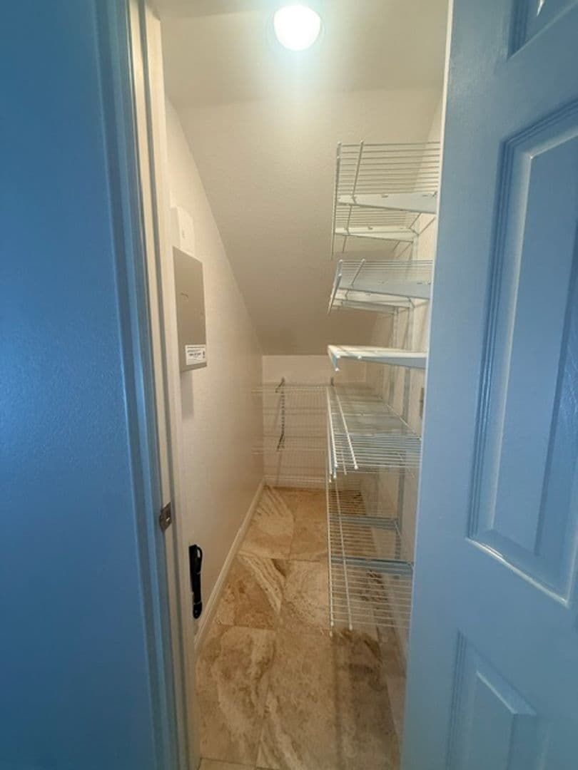 Bonita House: 526 Trailridge Drive