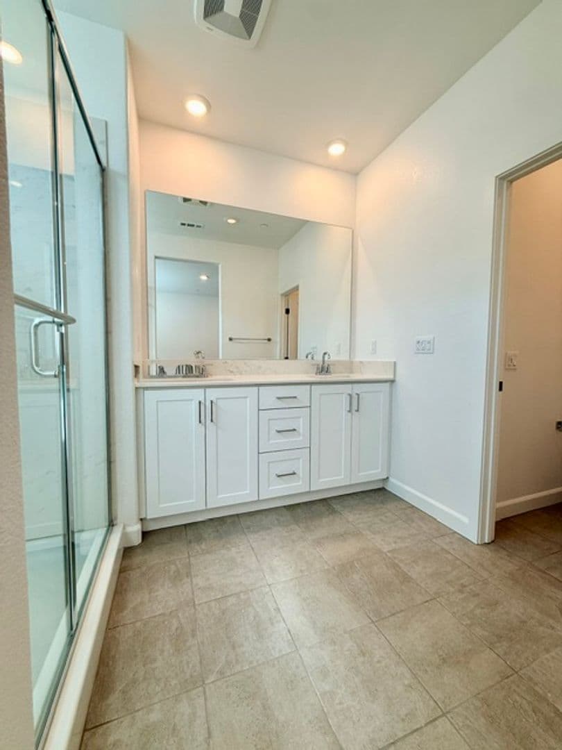 Chula Vista House: 784 Vada Street #2