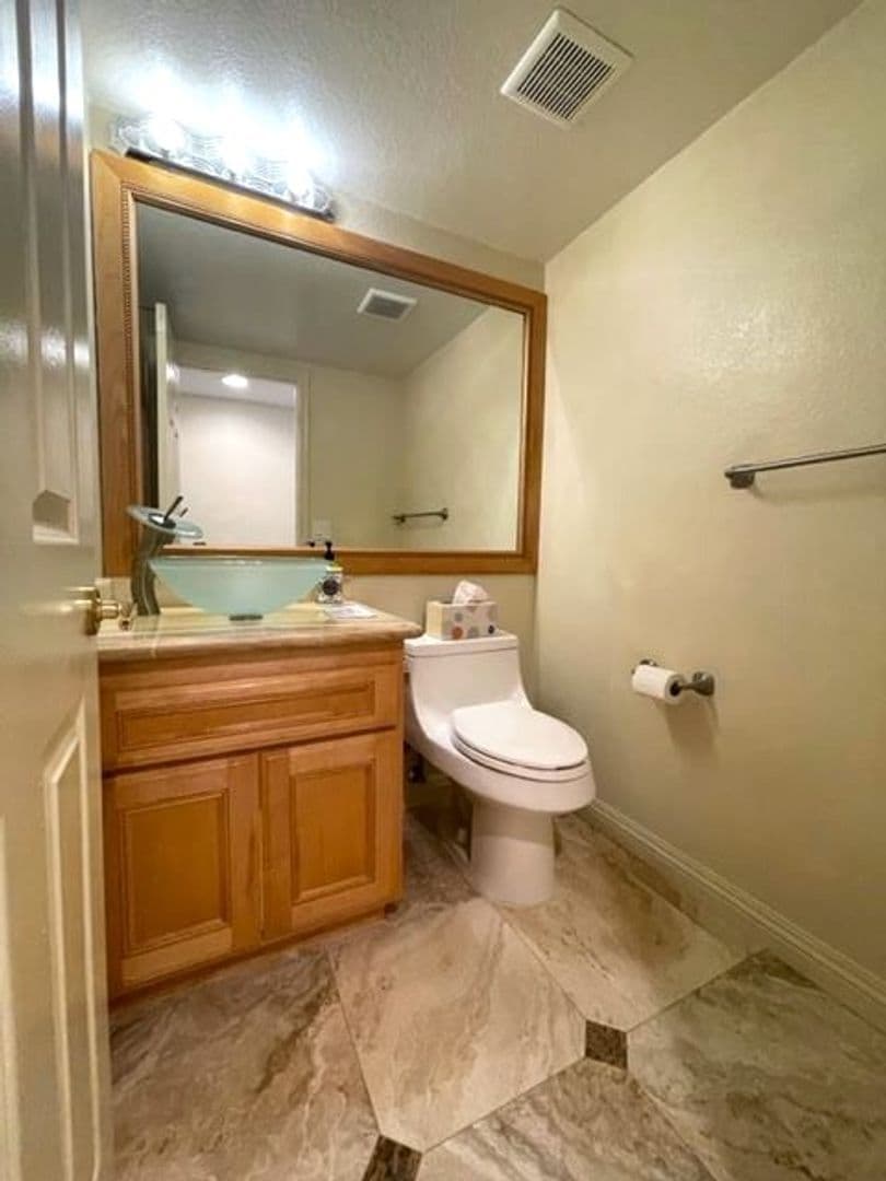 Bonita House: 526 Trailridge Drive