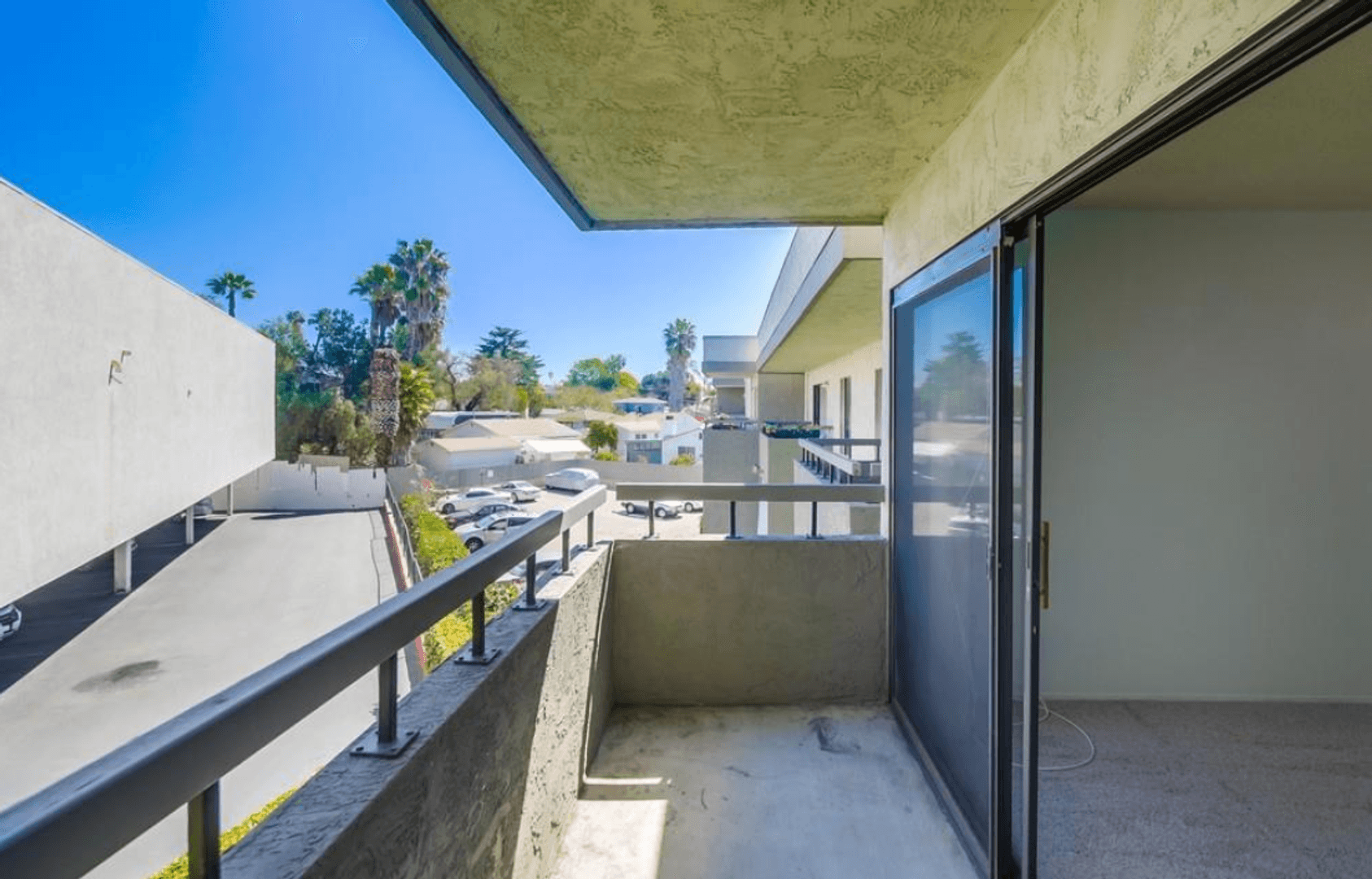 San Diego House: 6650 Amherst Street #5 C