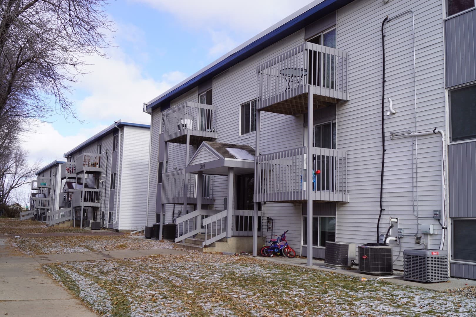 Sioux Falls Apartment: 3000-3012 S Mayfair Drive