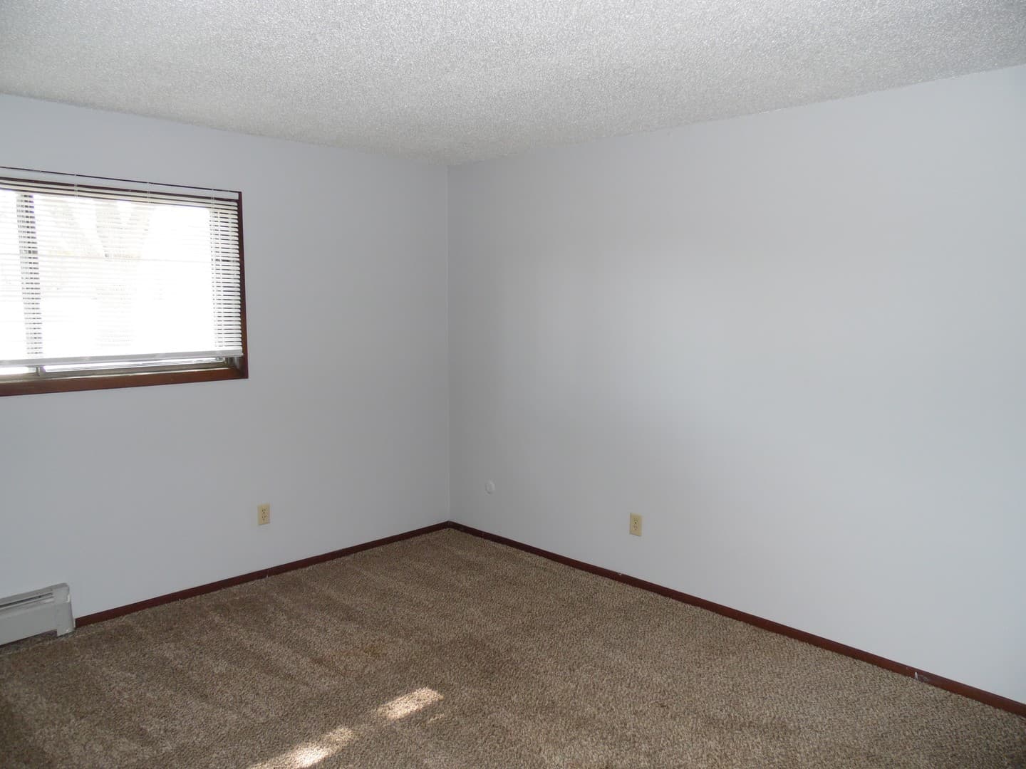Sioux Falls Apartment: 1201-1209 N. Prairie Avenue