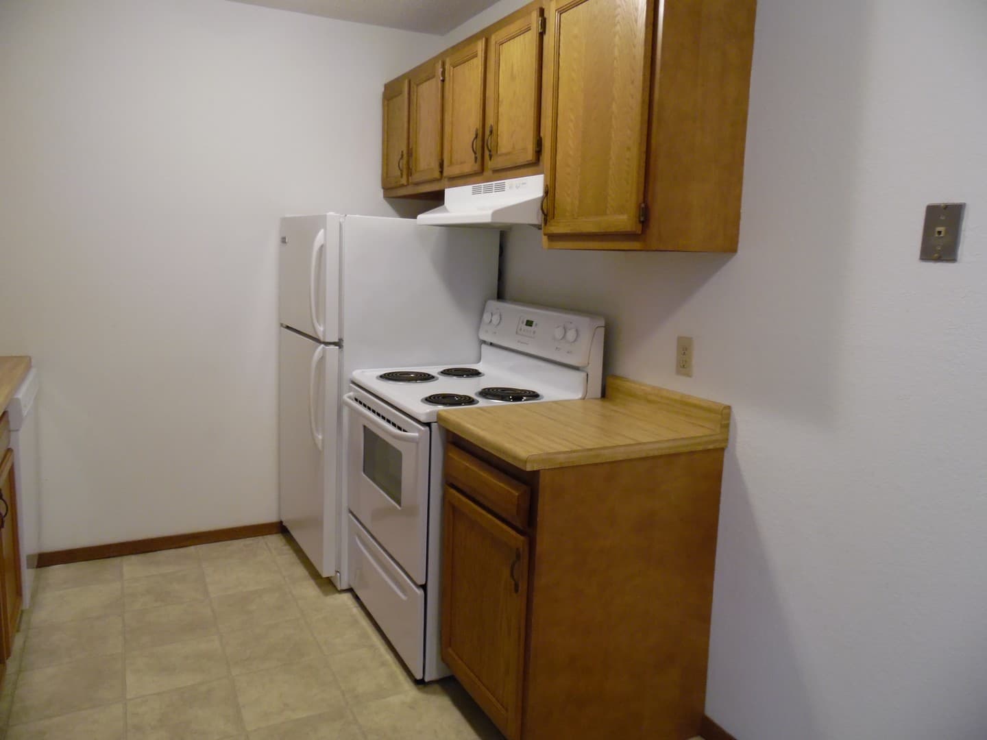 Sioux Falls Apartment: 1900 W 6th St.