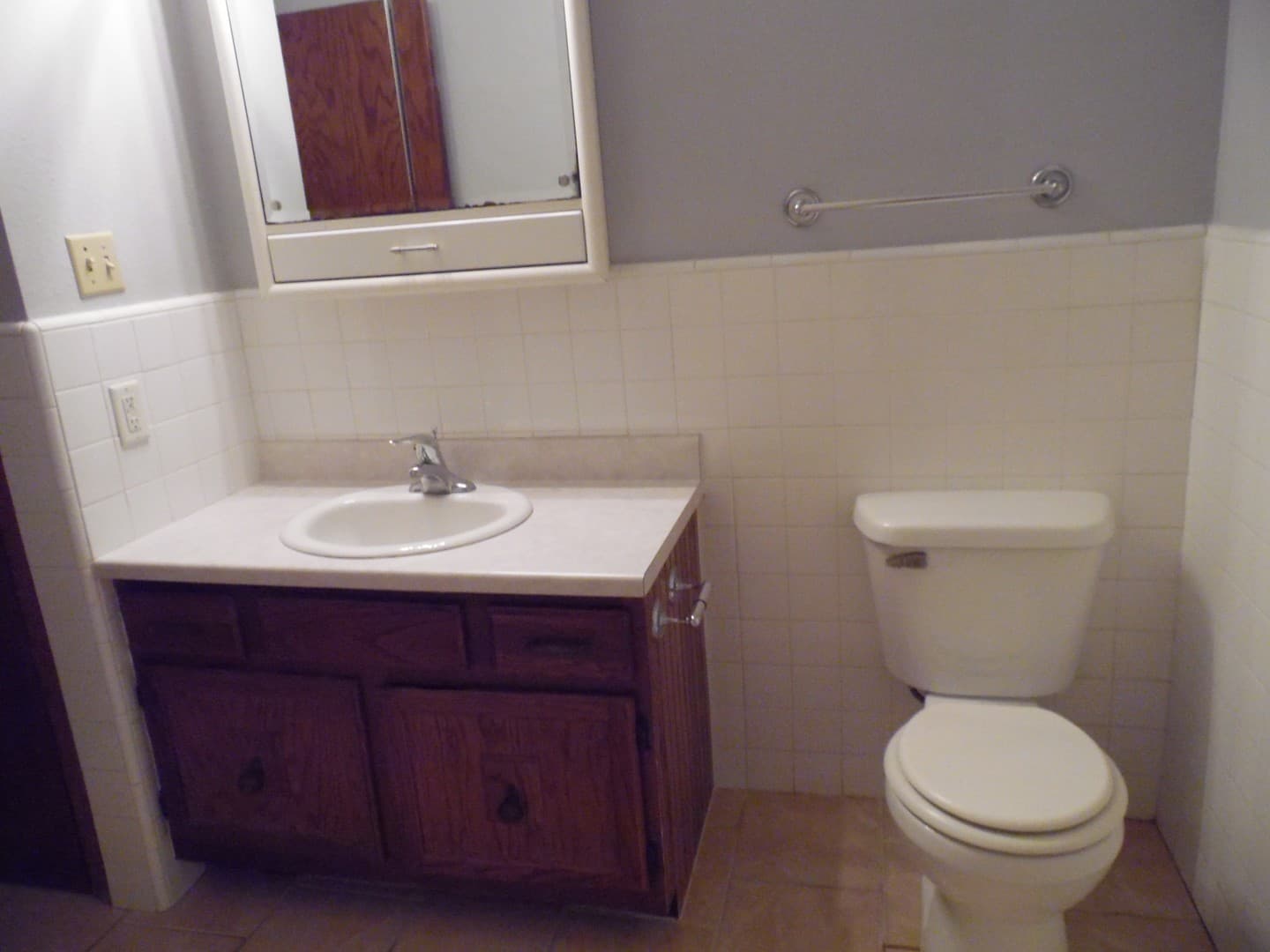Sioux Falls Apartment: 4400 S Louise Avenue