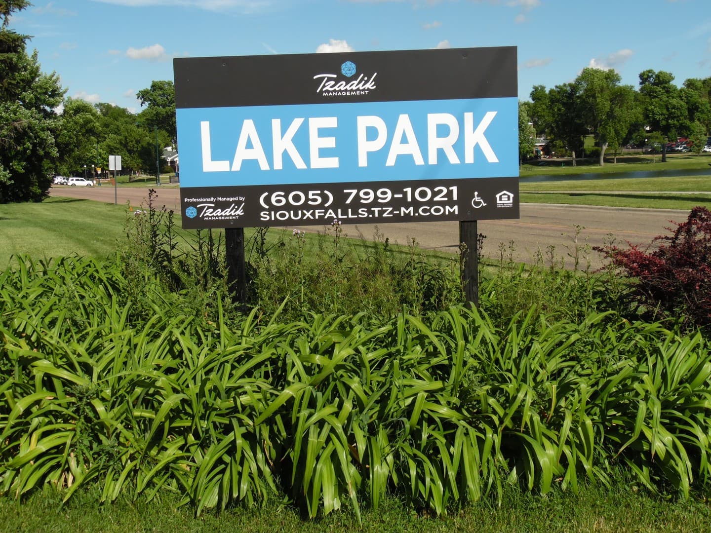 Sioux Falls Apartment: 1000-1020 N. Covell Avenue