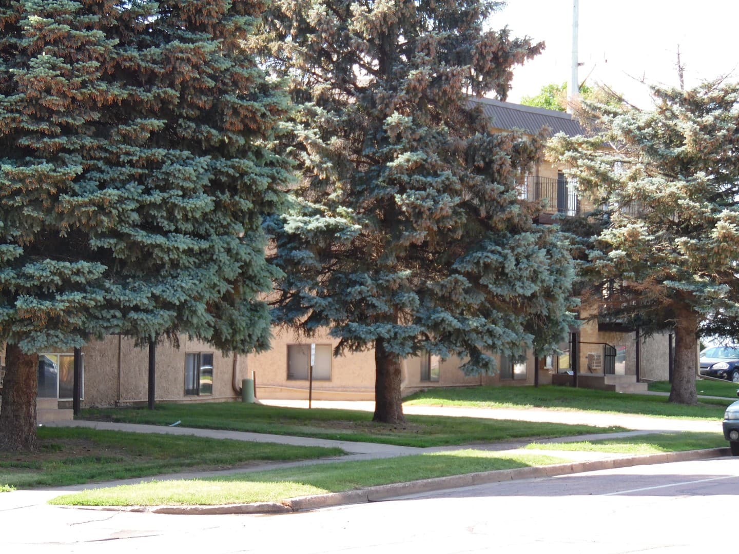 Sioux Falls Apartment: 1201-1209 N. Prairie Avenue