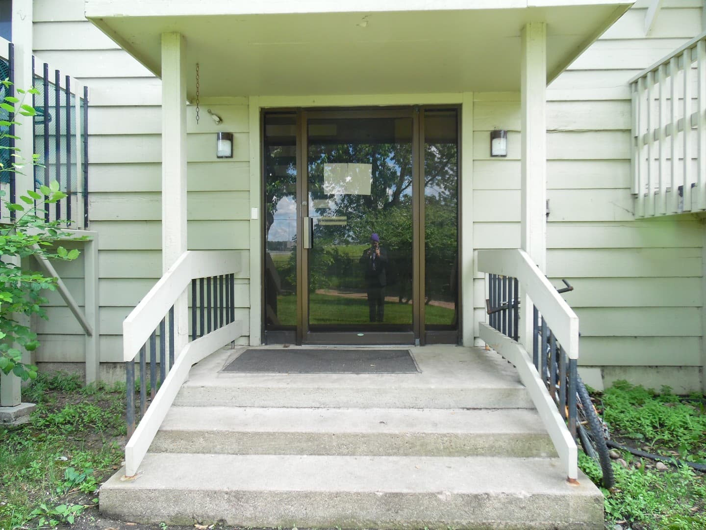 Sioux Falls Apartment: 3000-3012 S Mayfair Drive