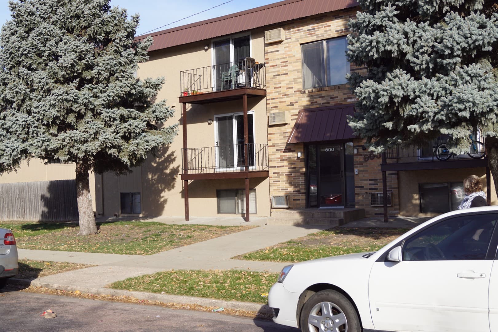 Sioux Falls Apartment: 1201-1209 N. Prairie Avenue