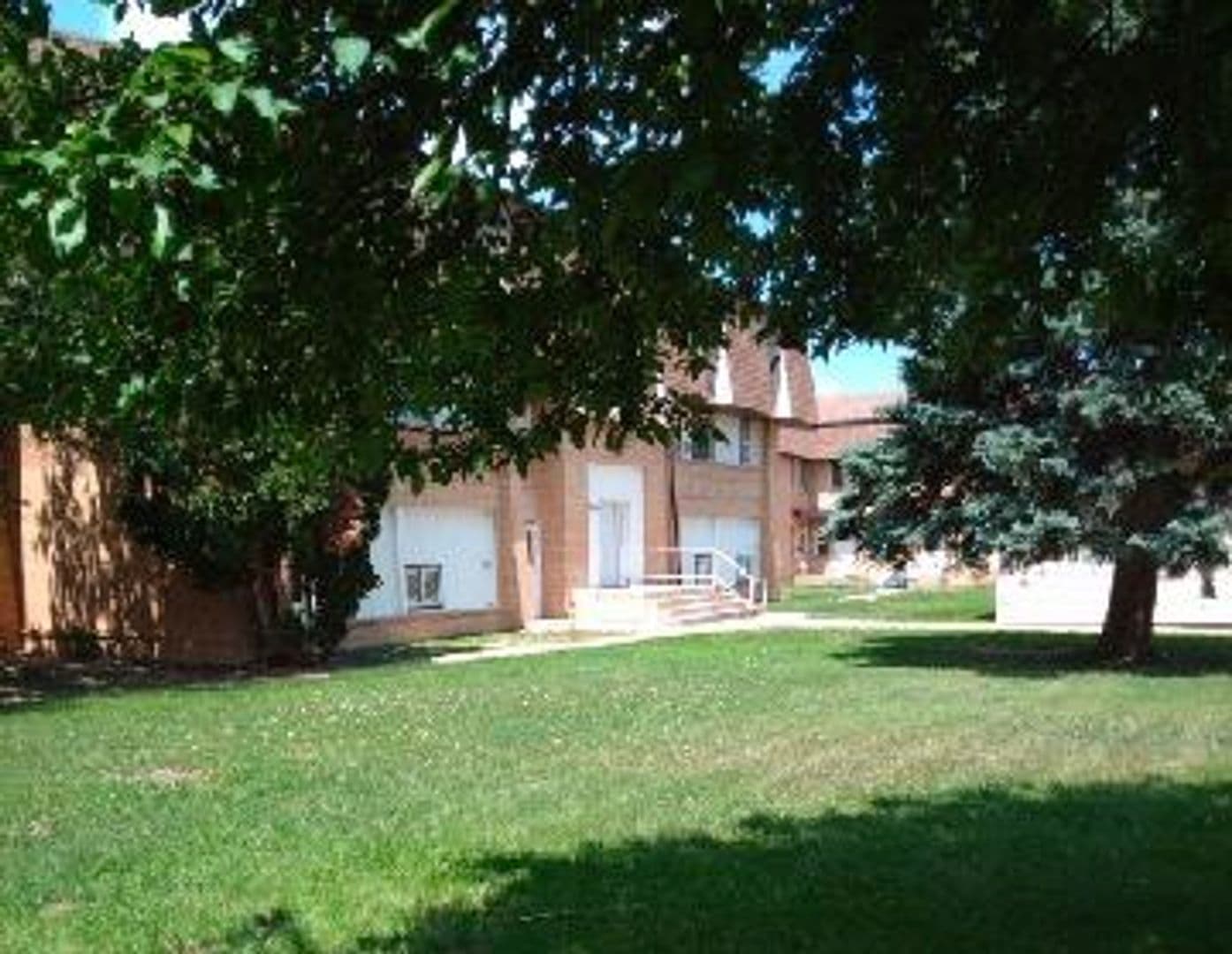 Dickinson Apartment: 130 1st Ave SE