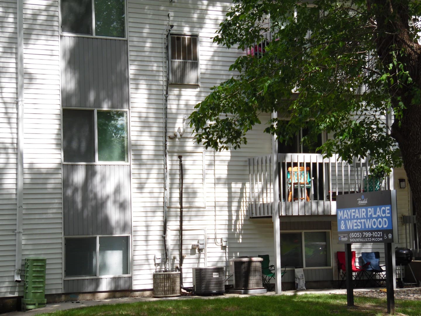 Sioux Falls Apartment: 3000-3012 S Mayfair Drive