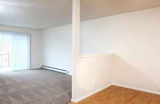 Sioux Falls Apartment: 1311 N Cleveland Ave