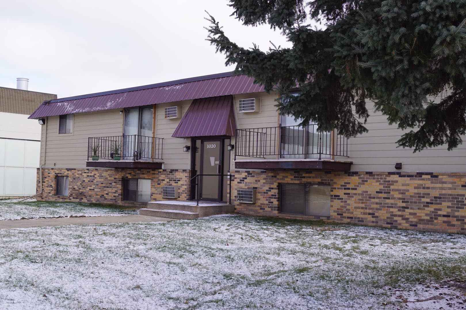 Sioux Falls Apartment: 1000-1020 N. Covell Avenue