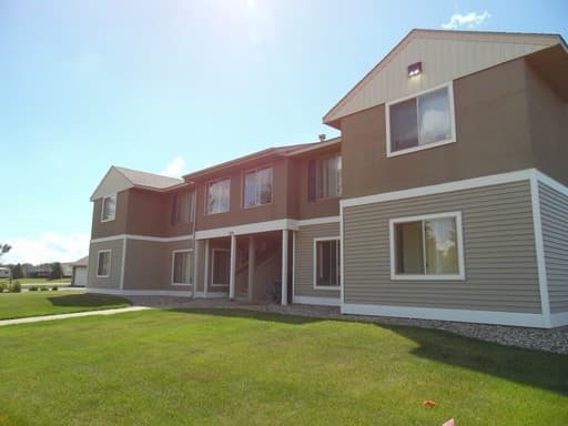 Sioux Falls Apartment: 701 S. Lyons Avenue