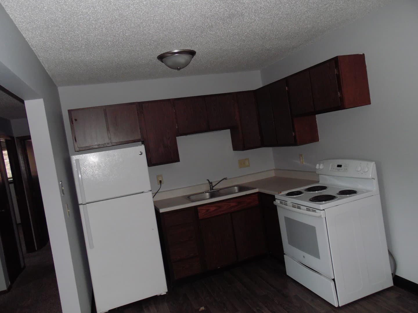Sioux Falls Apartment: 1201-1209 N. Prairie Avenue