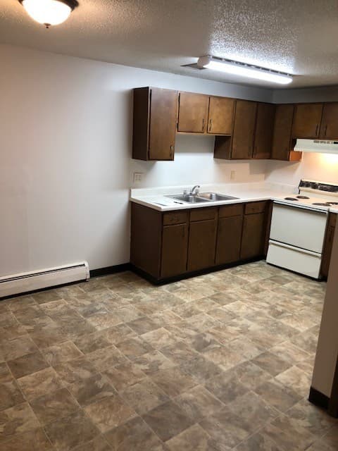 Sioux Falls Apartment: 4205-4401 E. Ronning Drive