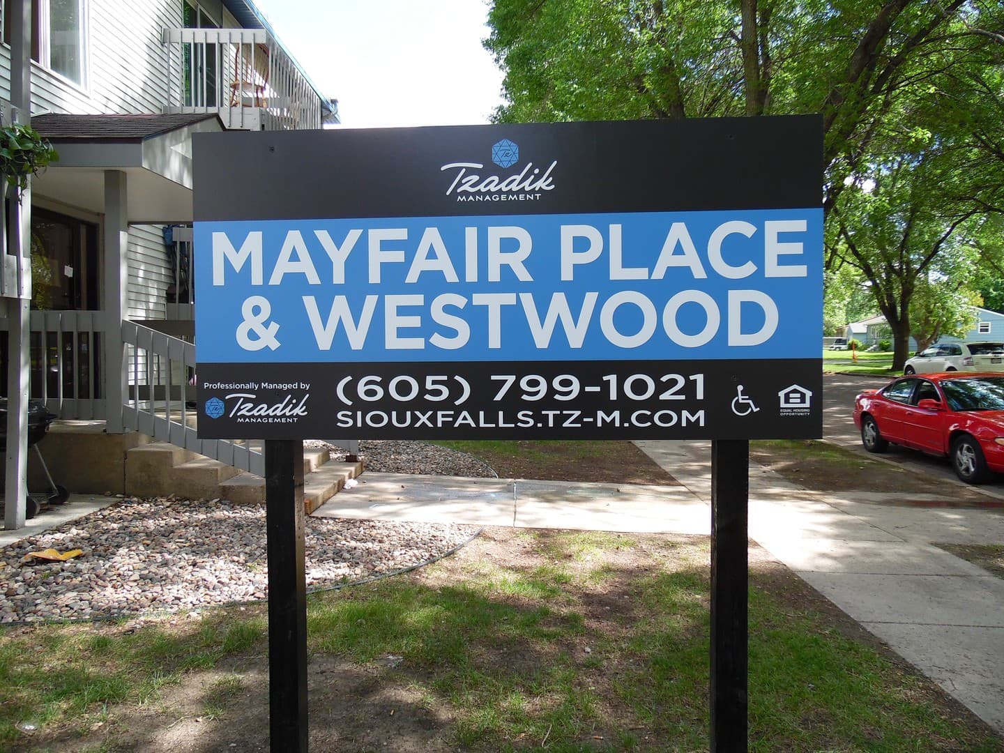 Sioux Falls Apartment: 3000-3012 S Mayfair Drive