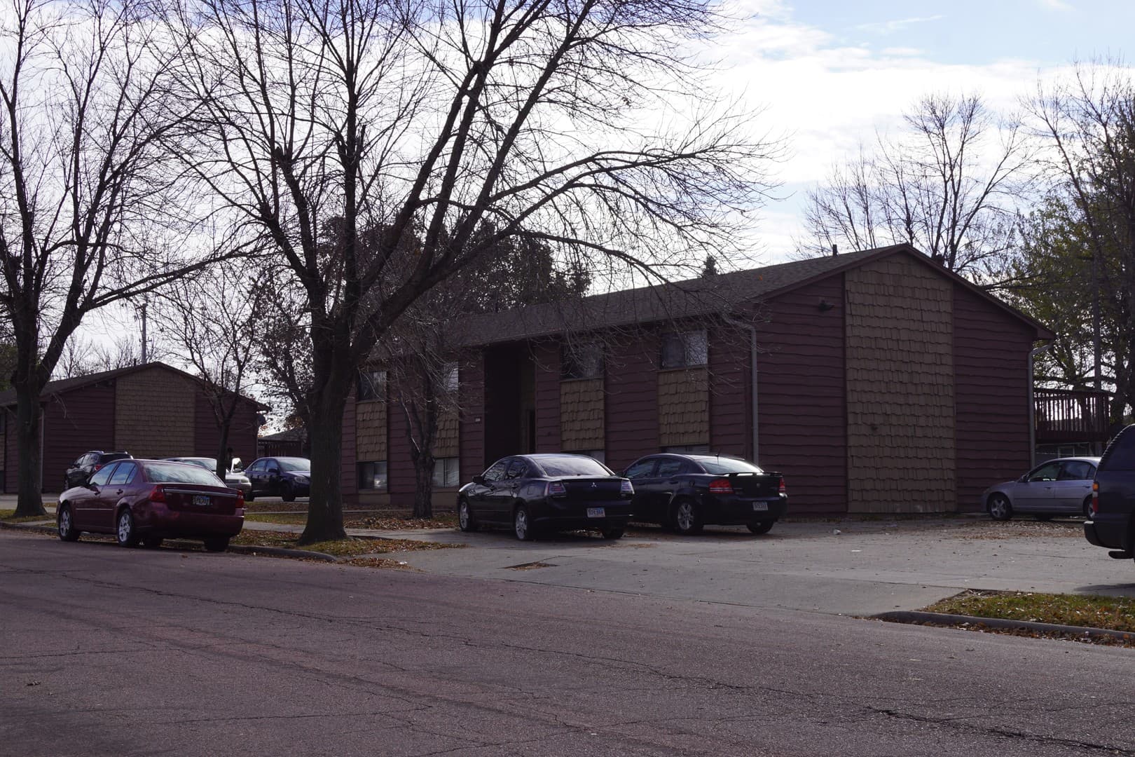 Sioux Falls Apartment: 4205-4401 E. Ronning Drive