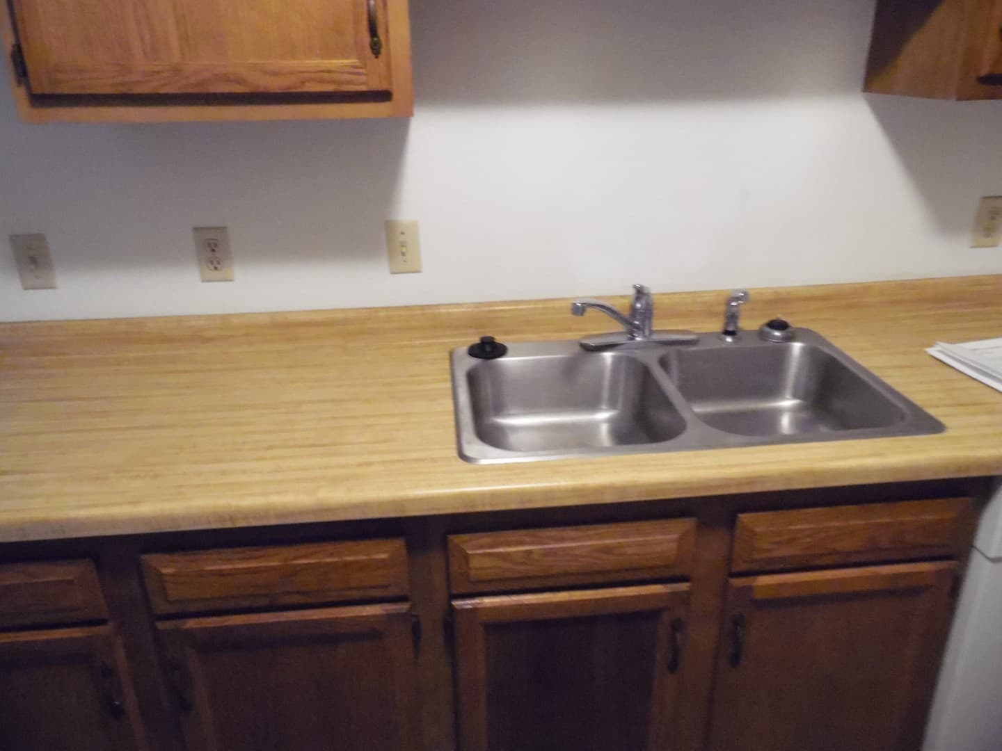 Sioux Falls Apartment: 1900 W 6th St.