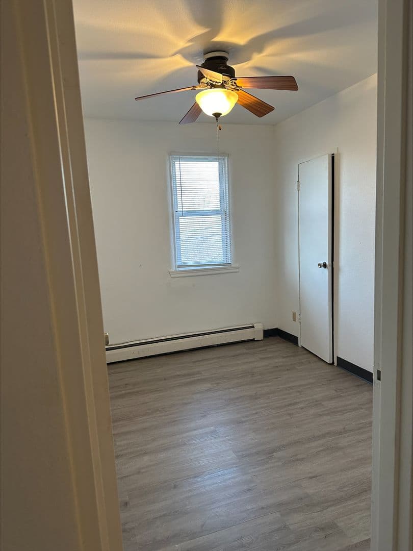 Dickinson Apartment: 130 1st Ave SE