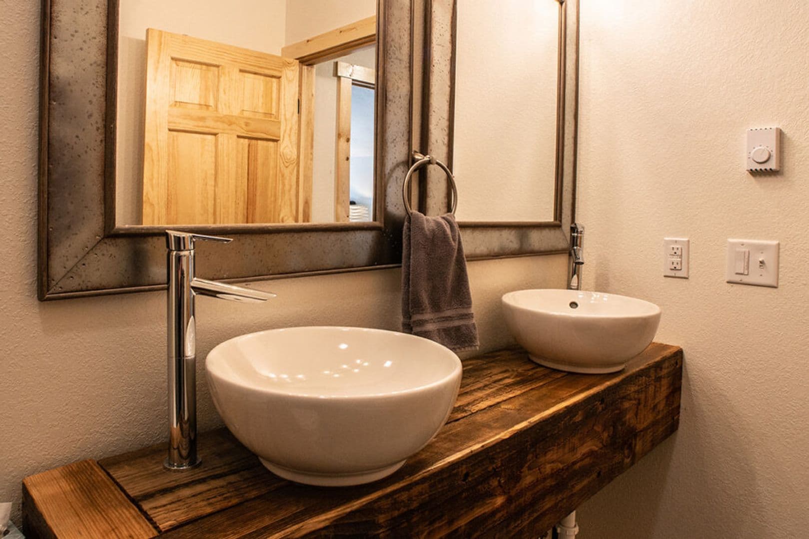 Lead Townhome: 21150 Stewart Slope Rd