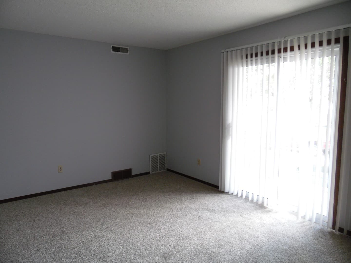 Sioux Falls Apartment: 3000-3012 S Mayfair Drive