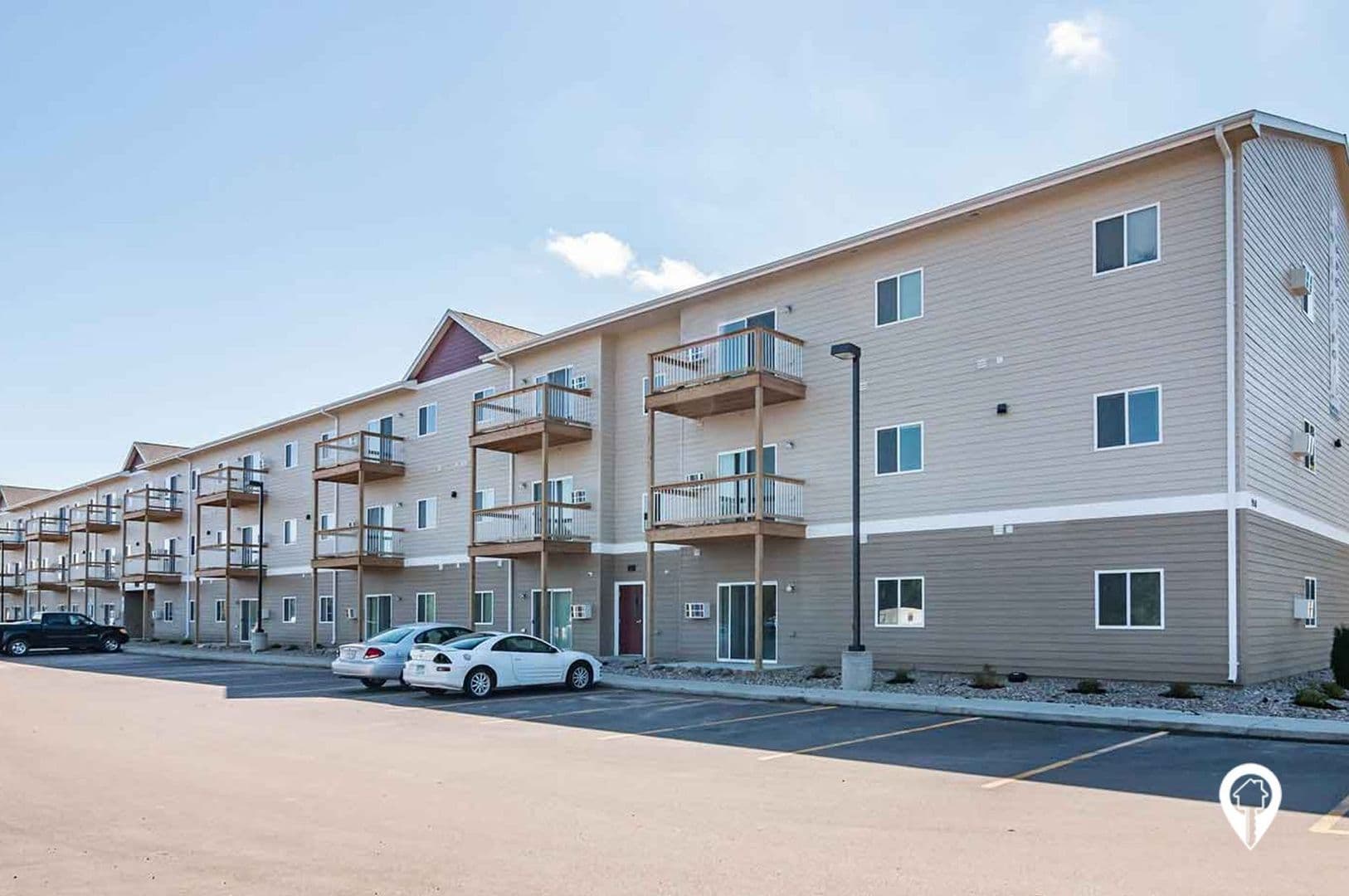 Sioux Falls Apartment: 950 N Cliff Ave
