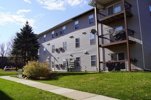 Sioux Falls Apartment: 4500-4504 E. 16th Street