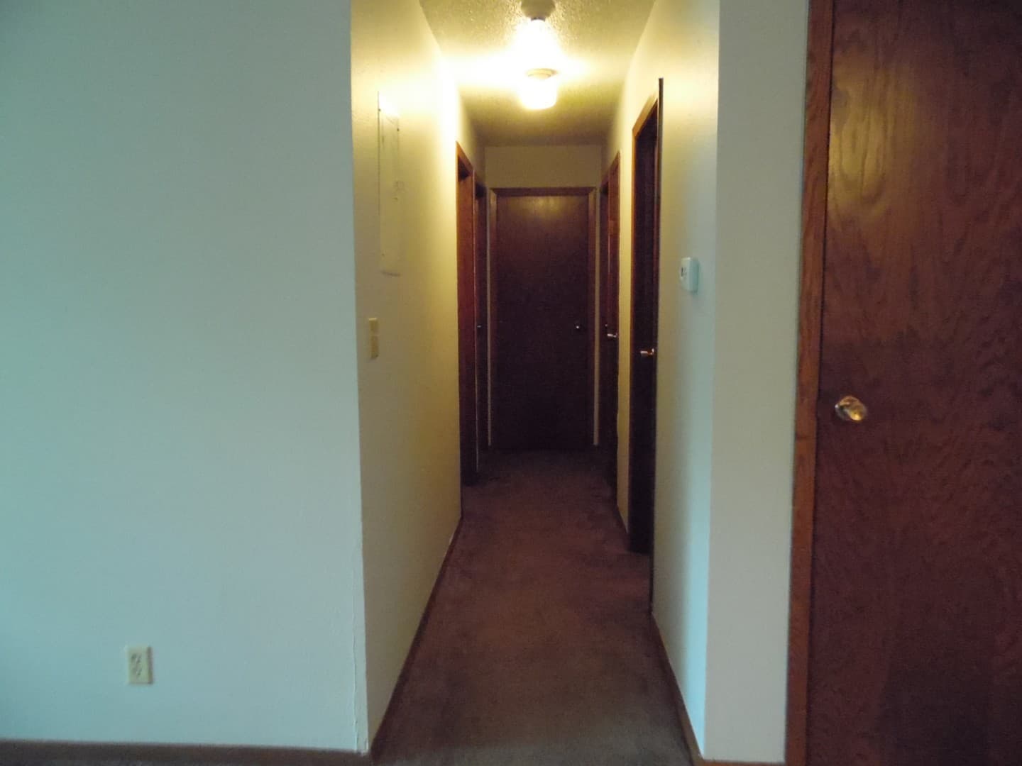 Sioux Falls Apartment: 4400 S Louise Avenue