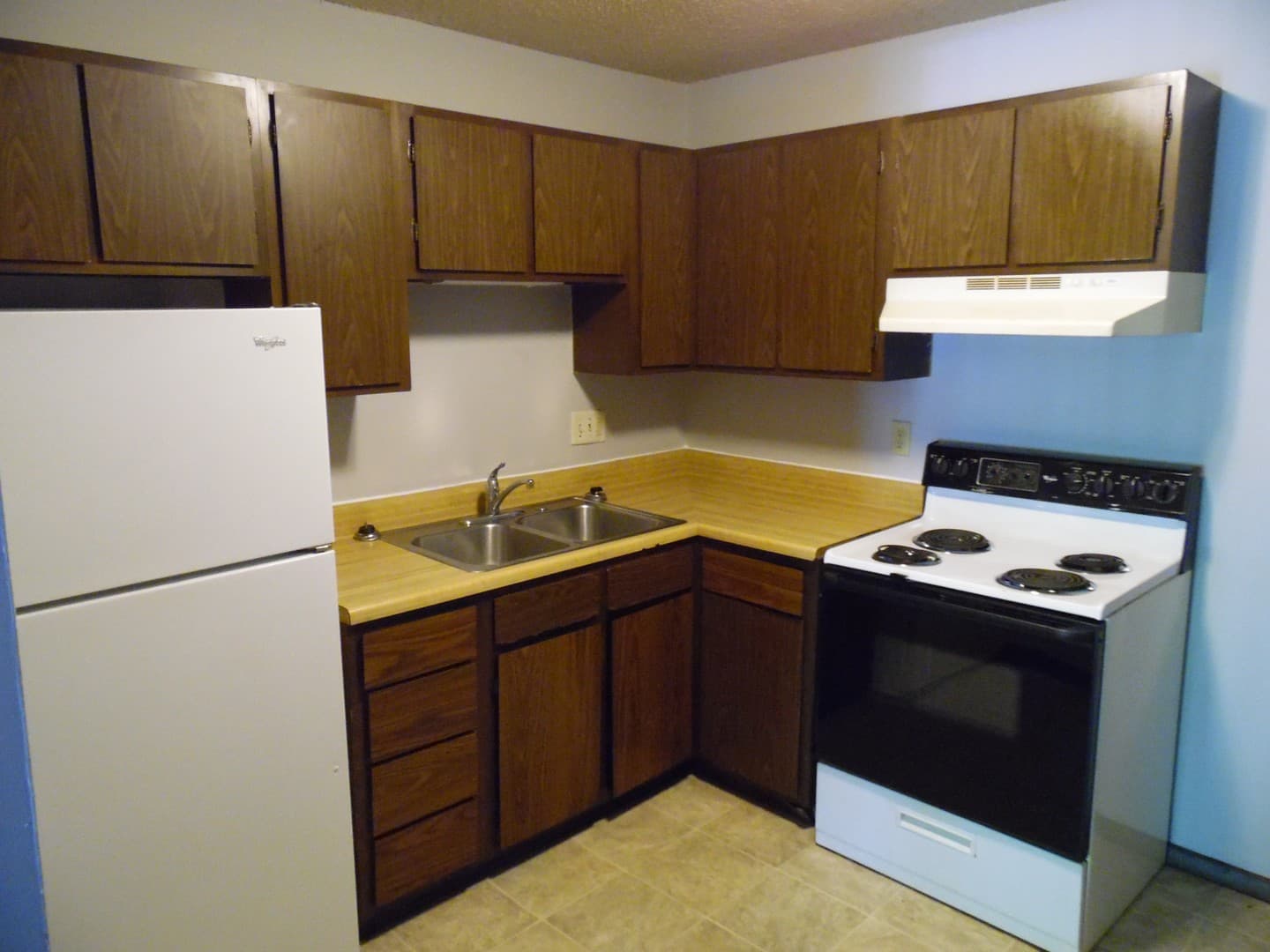 Sioux Falls Apartment: 1201-1209 N. Prairie Avenue