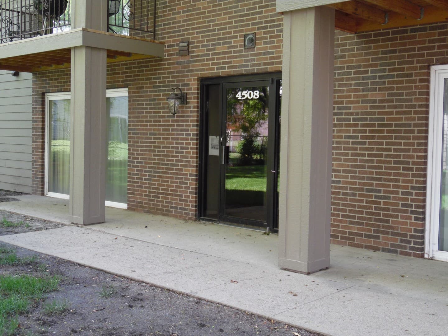 Sioux Falls Apartment: 4400 S Louise Avenue