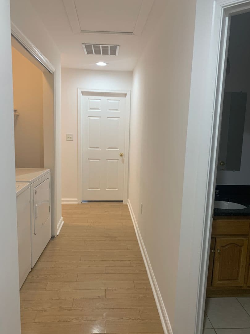 Falling Waters Apartment: Santa Fe Ct