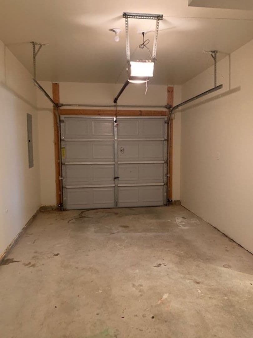 Falling Waters Apartment: Santa Fe Ct