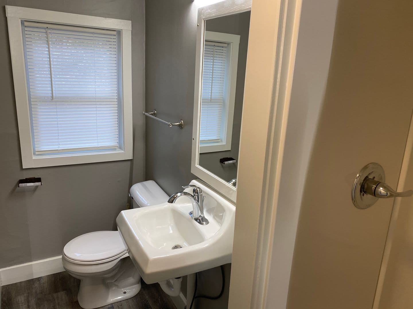 HANCOCK Apartment: 49170 DUNSTAN AVE.