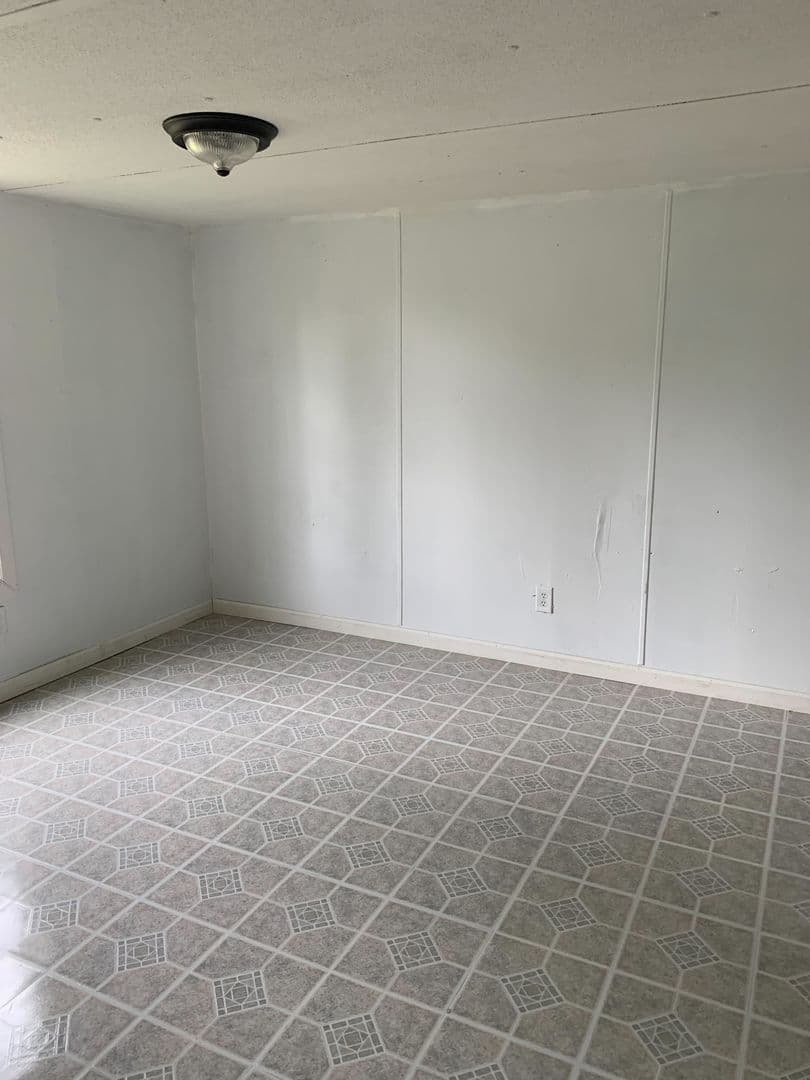 Aiken House: 707 Lime Ln