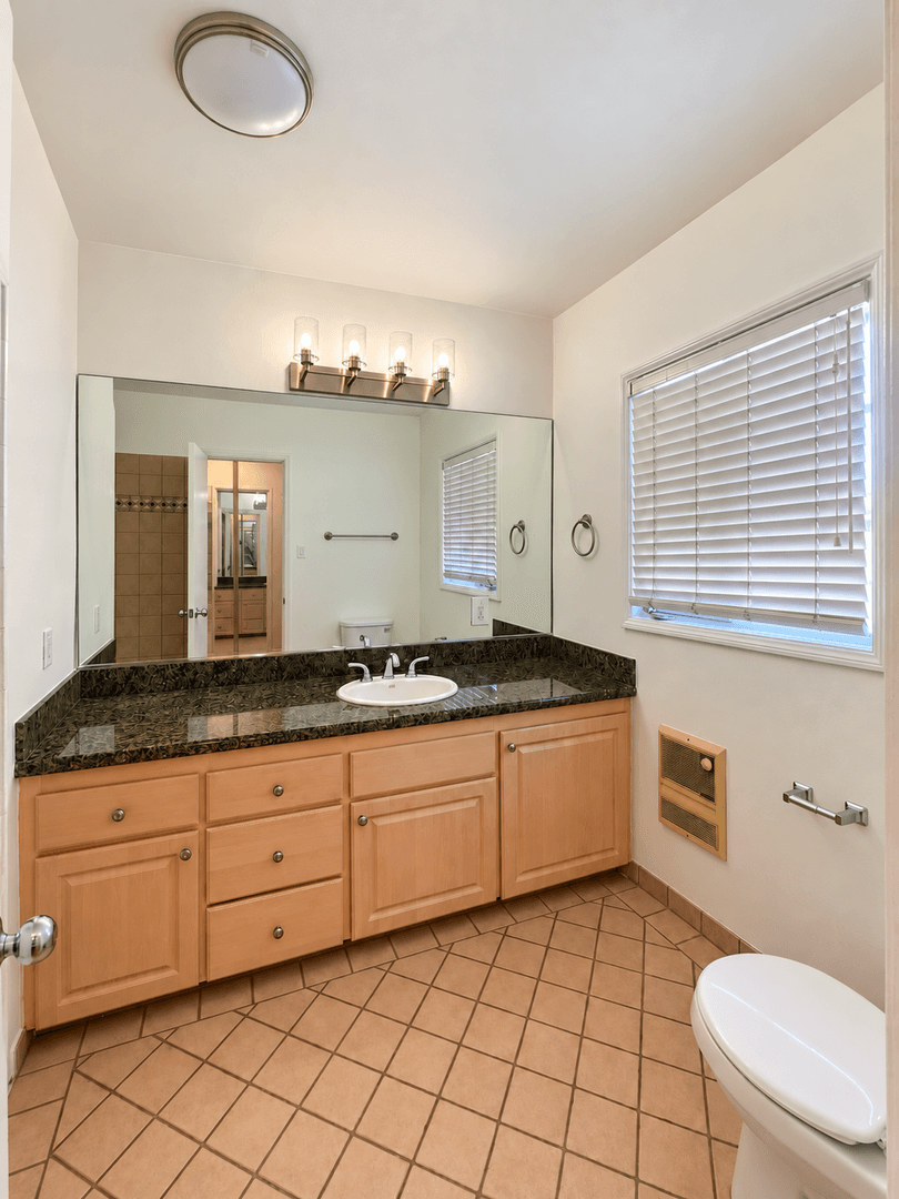 Beverly Hills Apartment: 349-357 S Camden Drive