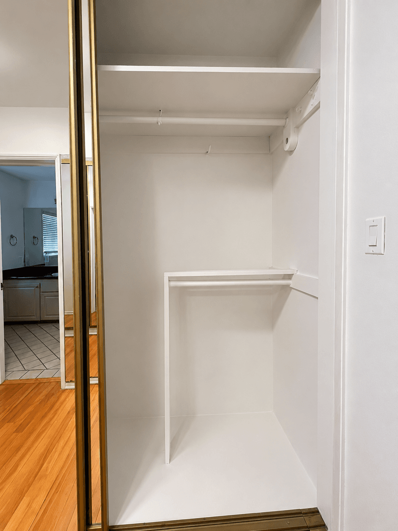 Beverly Hills Apartment: 349-357 S Camden Drive