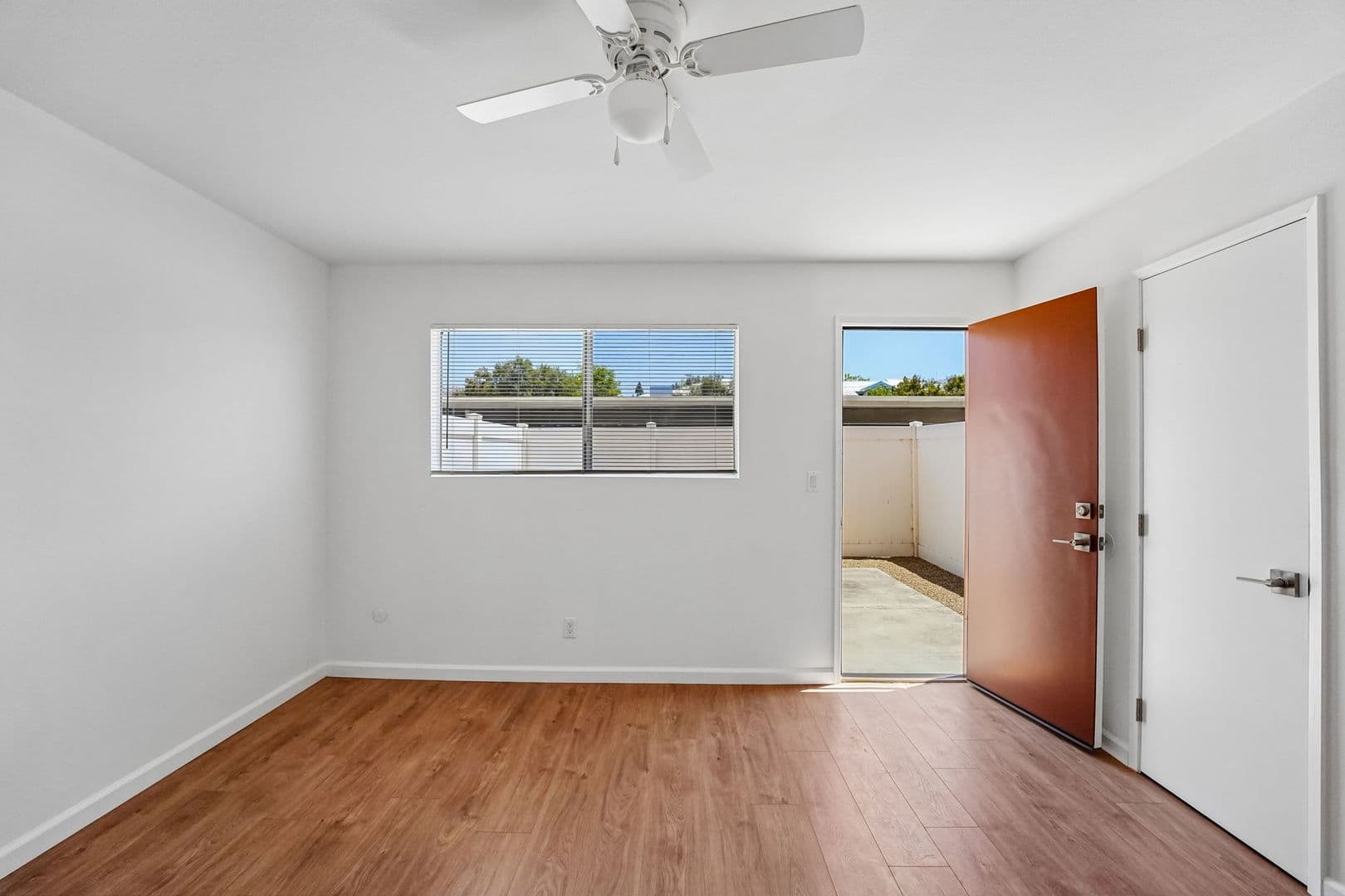 Riverside Apartment: 991 W. Blaine Street