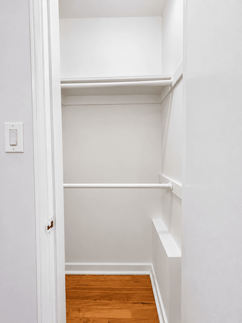 Beverly Hills Apartment: 349-357 S Camden Drive