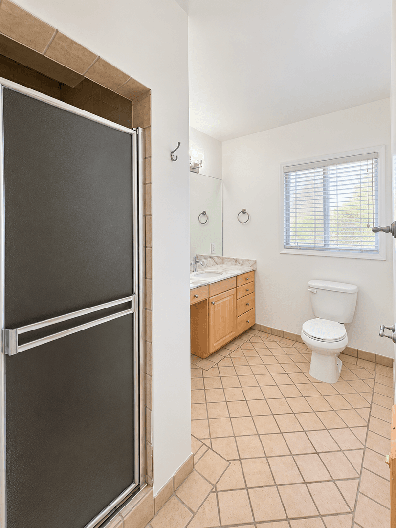 Beverly Hills Apartment: 349-357 S Camden Drive