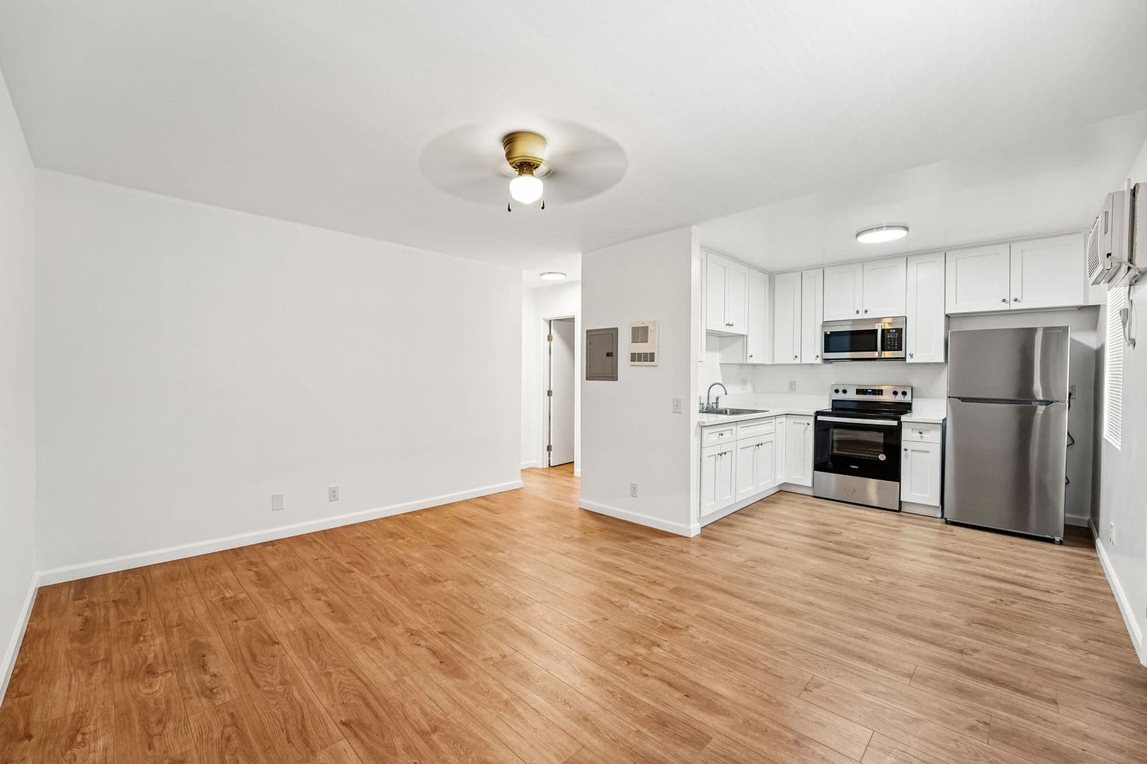 Riverside Apartment: 991 W. Blaine Street