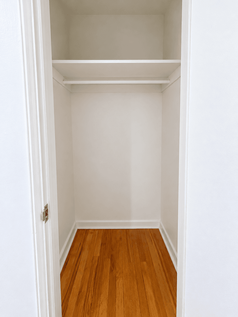 Beverly Hills Apartment: 349-357 S Camden Drive