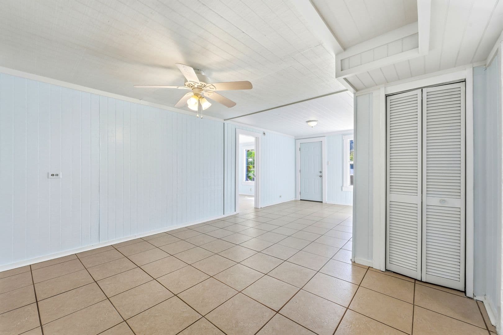 Neptune Beach Apartment: 228 Oleander Street