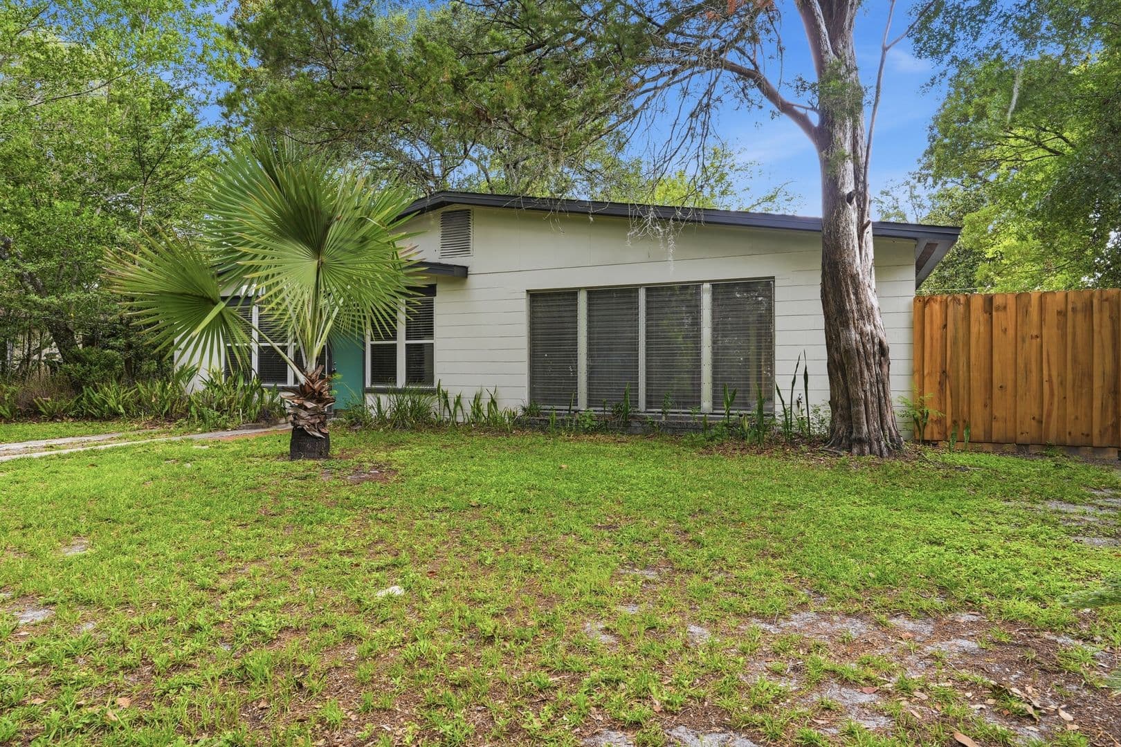Gainesville House: 1038 NE 21 Avenue