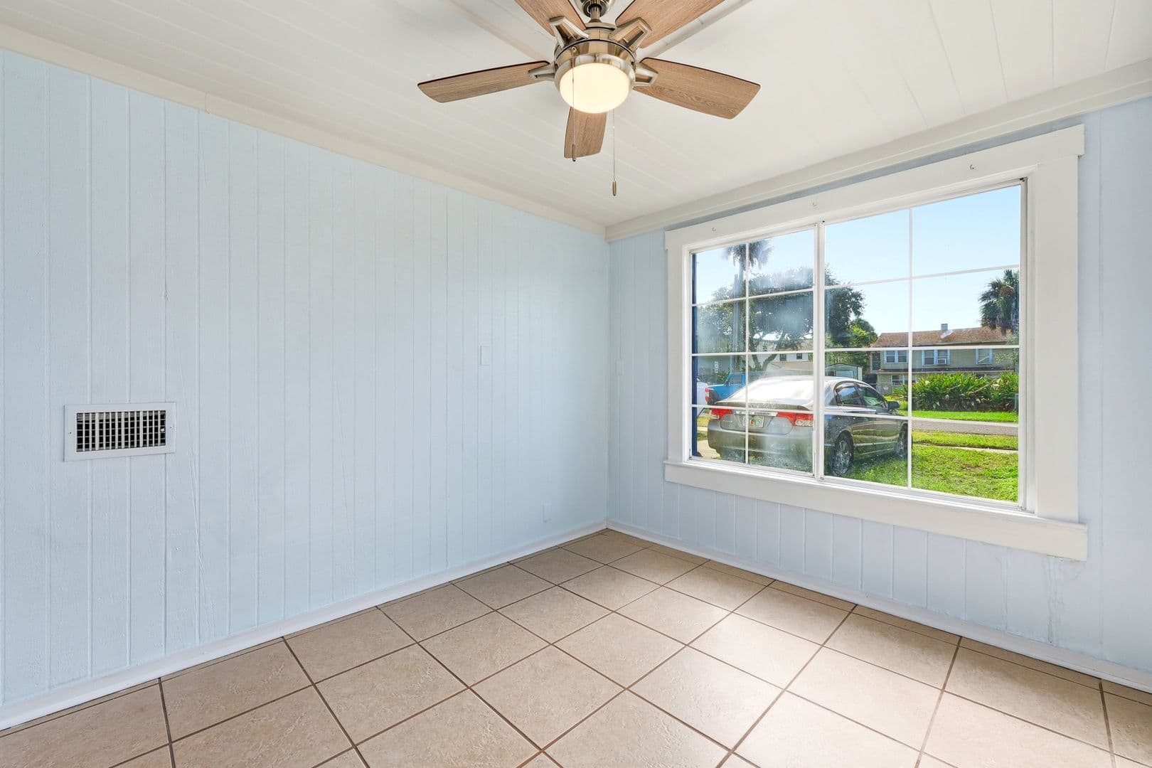 Neptune Beach Apartment: 228 Oleander Street